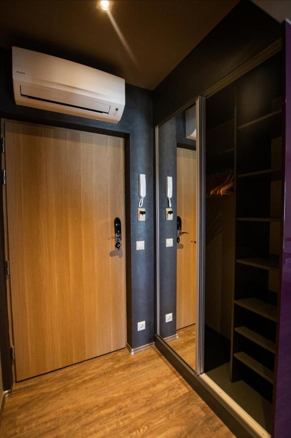 Vision Apartman Sarvar Luaran gambar